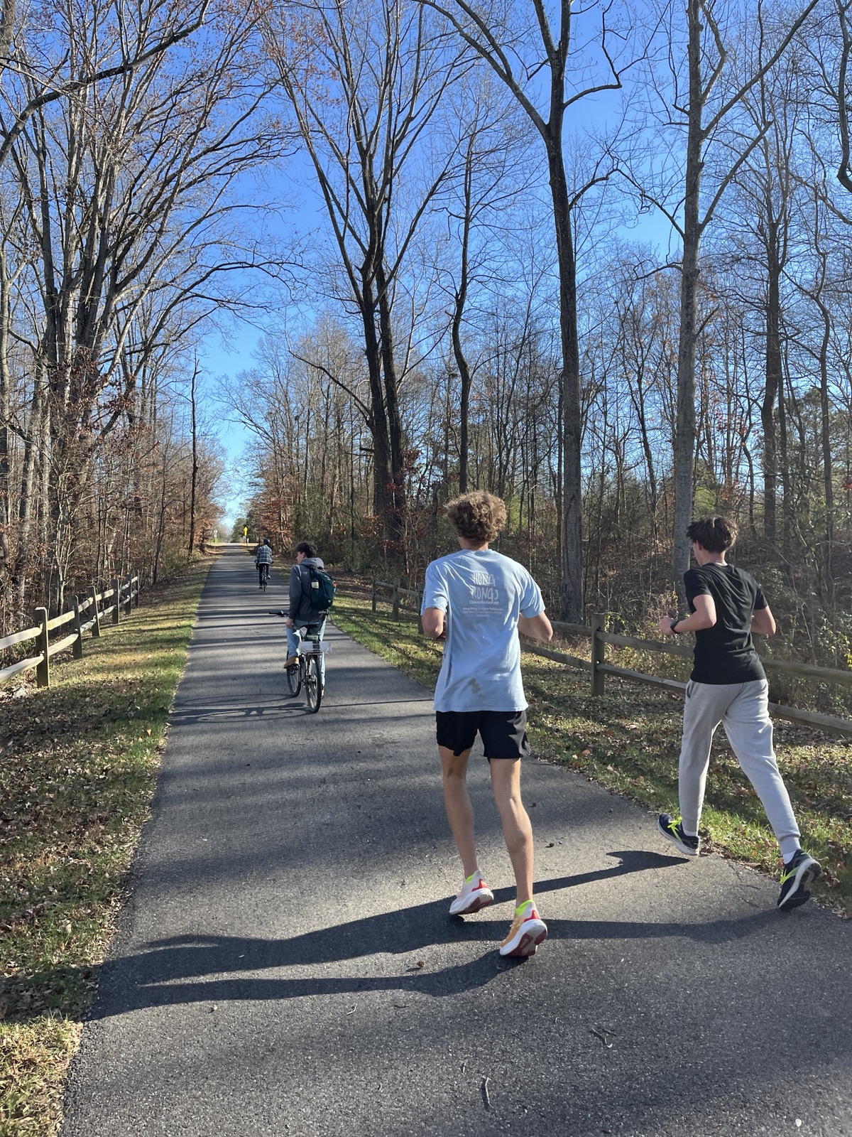 Middle of Mini-THON running event